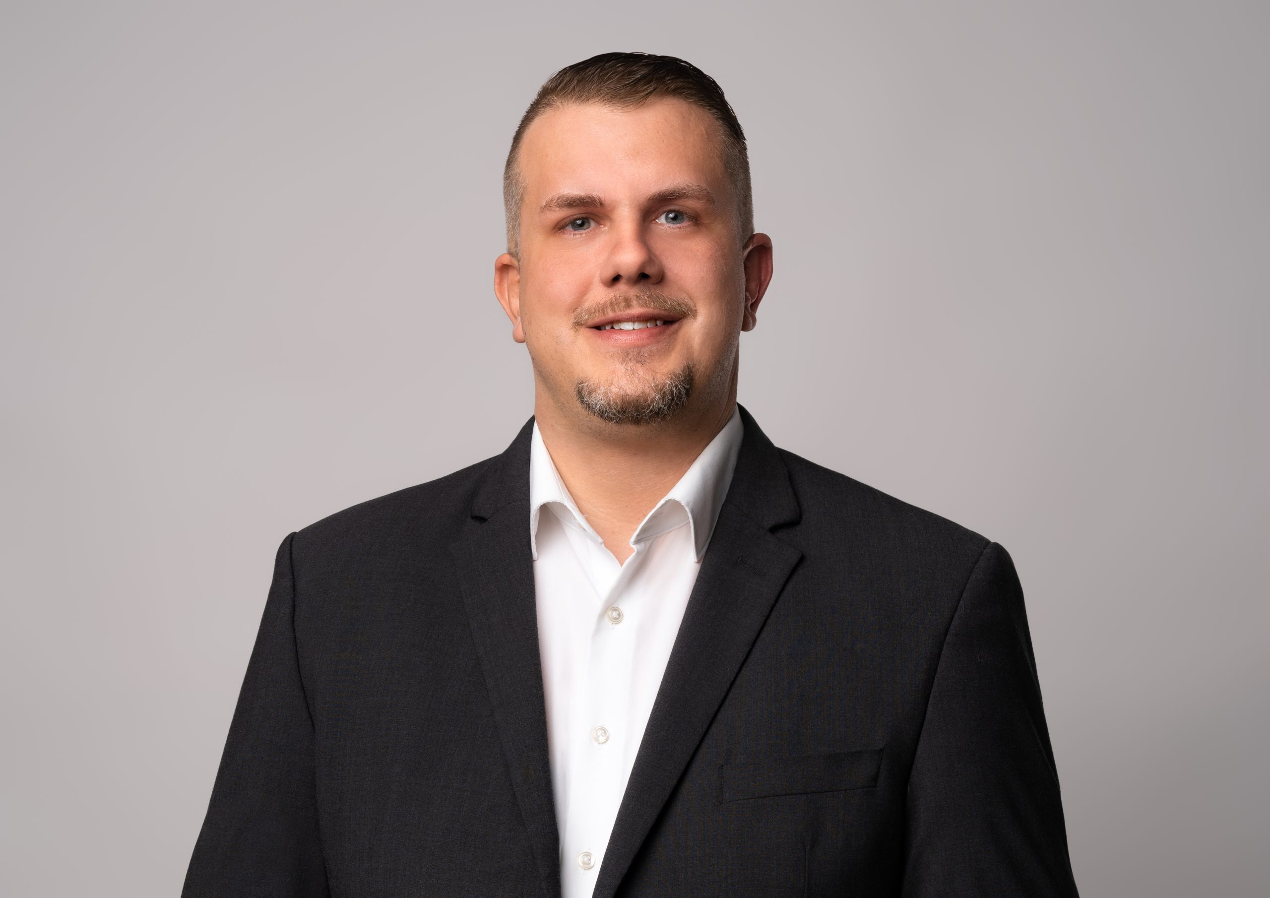 Tristan Thies - Bestatter